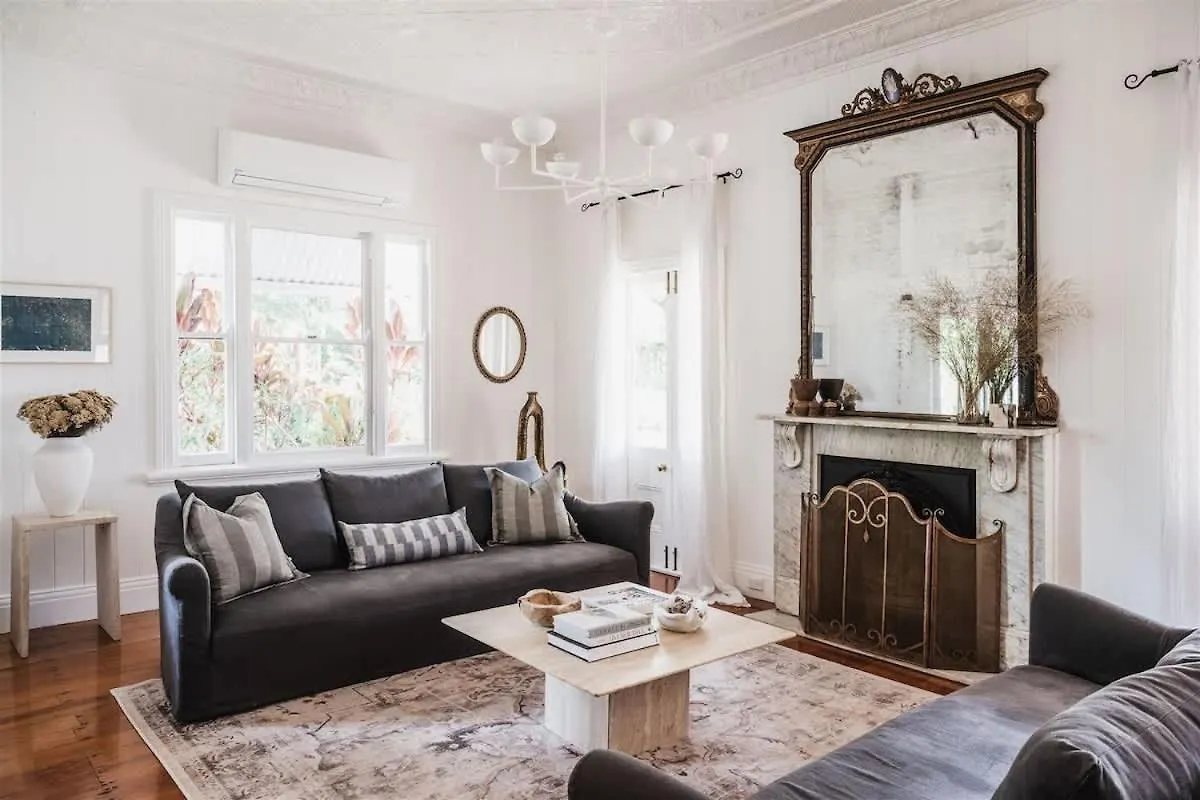 Eastnor House - Relax In Luxury contacts